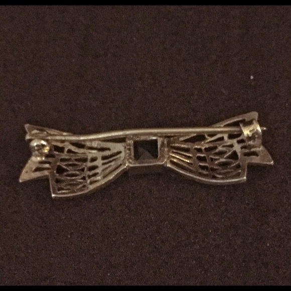 Sterling Ribbon Pin - Picture 3 of 4